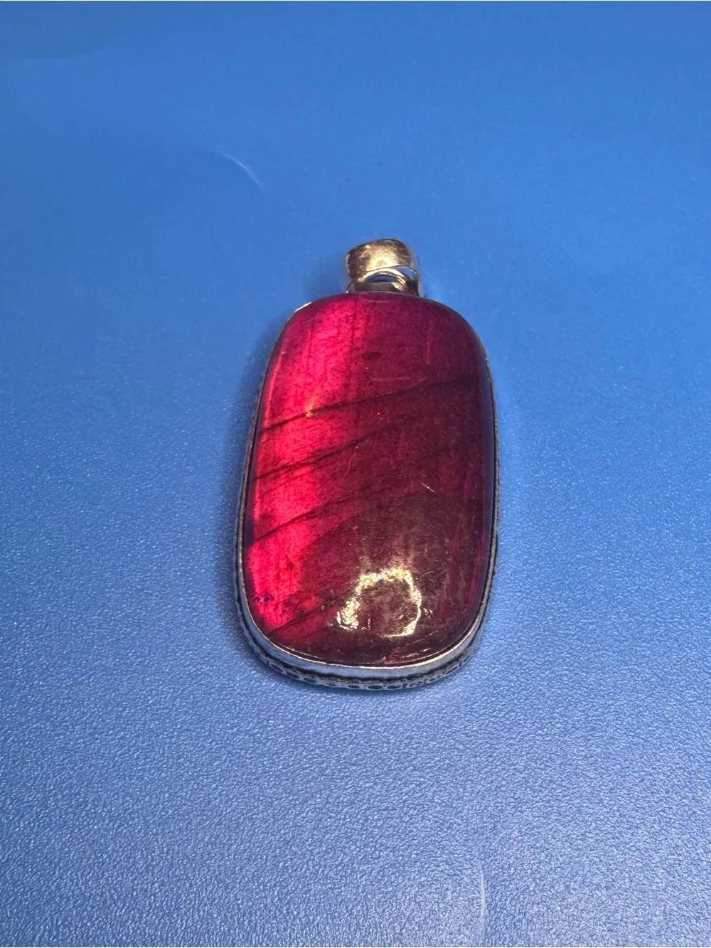 Color-treated Pink Flash Labradorite Pendant in 925 silver